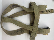 Charger l&#39;image dans la galerie, Genuine British Army Water Bottle Webbing Carrier / Harness
