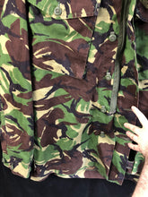 Load image into Gallery viewer, Genuine British Army DPM Combat Lightweight Combat Jacket Smock - 190/96
