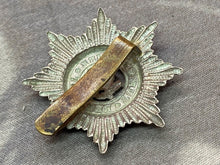 Charger l&#39;image dans la galerie, Original WW1 / WW2 British Army Cheshire Regiment Cap Badge
