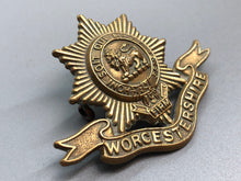 Load image into Gallery viewer, Original WW1 British Army Cap Badge - Worcestershire Regiment
