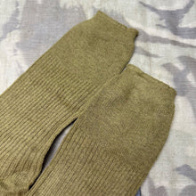 Lade das Bild in den Galerie-Viewer, Originale, khakifarbene Wollsocken für Offiziere der Britischen Armee aus dem 2. Weltkrieg, neu und aus altem Lagerbestand, verschiedene Größen 
