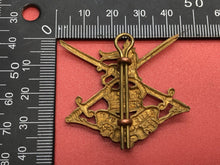 Load image into Gallery viewer, Original WW2 British Army General Service Corps Cap Badge
