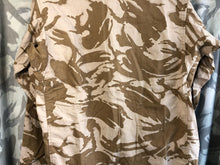 Charger l&#39;image dans la galerie, Genuine British Army Desert DPM Camouflaged Tropical Combat Jacket - 170/104
