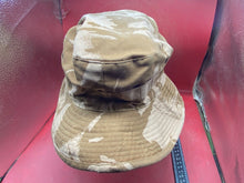 Load image into Gallery viewer, British Army Desert Bush Hat. Wide Brim. Desert-DPM Camouflage Size 59
