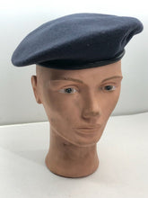 Charger l&#39;image dans la galerie, Original British Royal Air Force RAF Beret - NEW IN PACKET - Size 52cm
