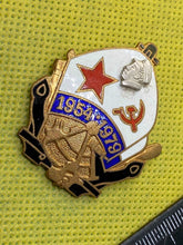 Charger l&#39;image dans la galerie, 1980&#39;s/90&#39;s Era Soviet Naval Mariner&#39;s Award / Badge in Excellent Condition
