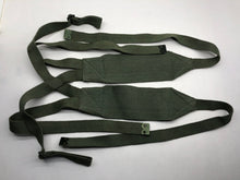 Charger l&#39;image dans la galerie, Original WW2 British Army 44 Pattern Equipment Y Straps / Cross Straps - 1945
