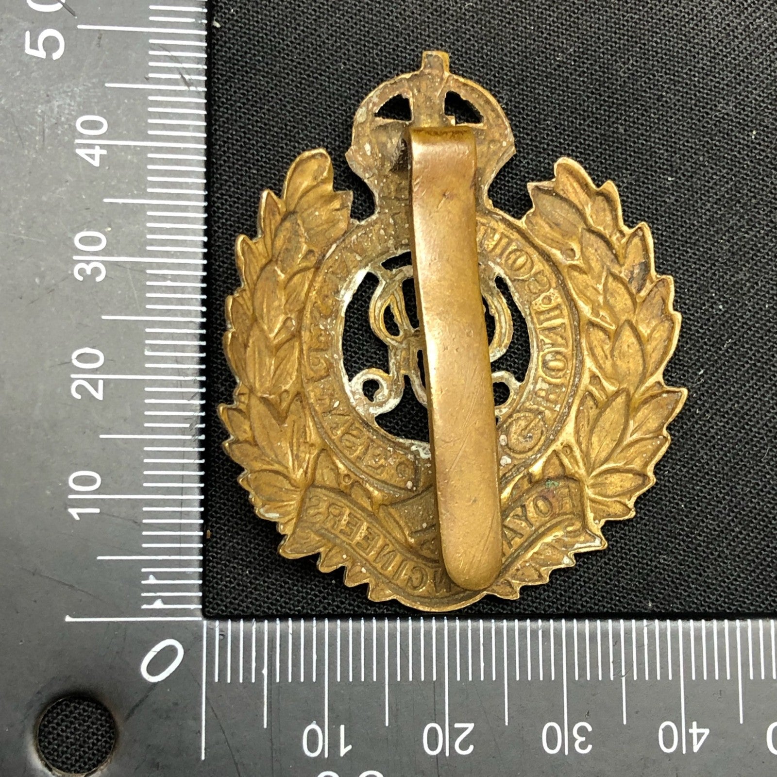 Original WW1 British Army Cap Badge - Royal Engineers - George V - The Militaria Shop