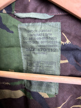 Load image into Gallery viewer, Surplus British Army Woodland DPM Smock Combat Jacket -Size 170/112 - The Militaria Shop
