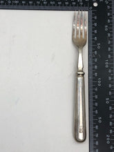 Lade das Bild in den Galerie-Viewer, Original WW2 British Army Royal Artillery Officers Mess Cutlery Fork
