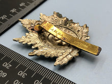 Load image into Gallery viewer, Genuine Canadian Army 2nd Queen&#39;s Own Rifles of Canada Cap Badge
