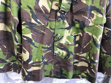 Load image into Gallery viewer, Genuine British Army DPM Camouflaged Combat Jacket Smock - 170/88
