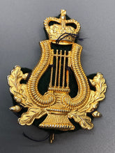 Load image into Gallery viewer, Genuine British Army Musicians Cap Badge
