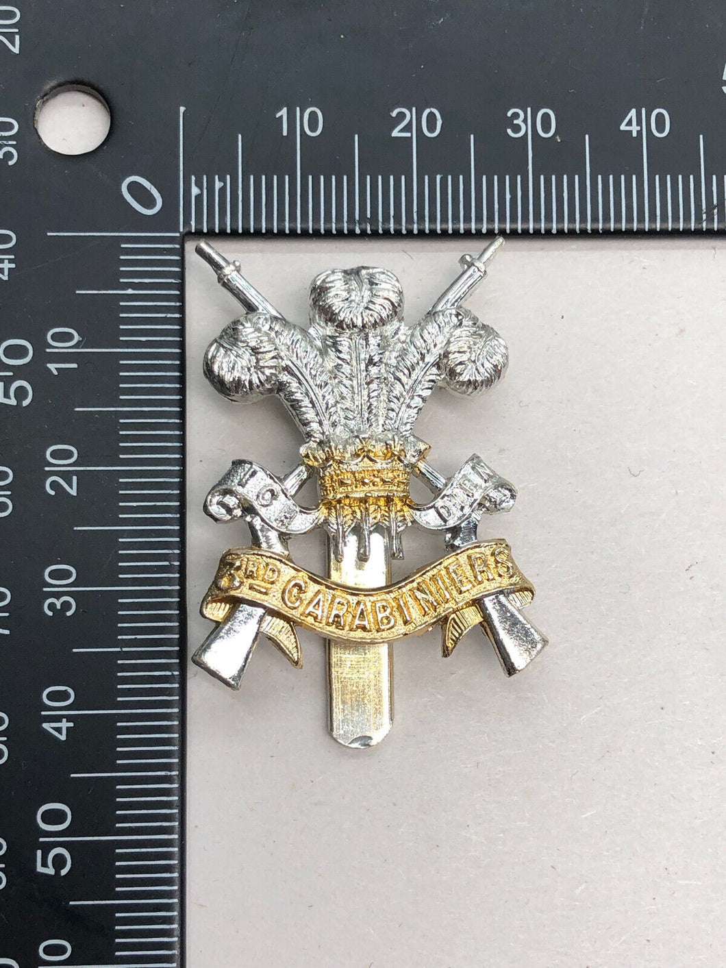 Genuine British Army Cap Badge - 3rd Carabiniers