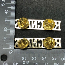 Load image into Gallery viewer, Original British Collar Badge Pair - Royal Signals - The Militaria Shop
