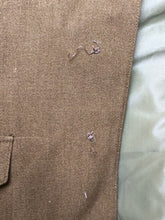 Load image into Gallery viewer, Grade 1 Used British Army No.2 Dress Uniform Jacket - Size 176/92/72 - The Militaria Shop

