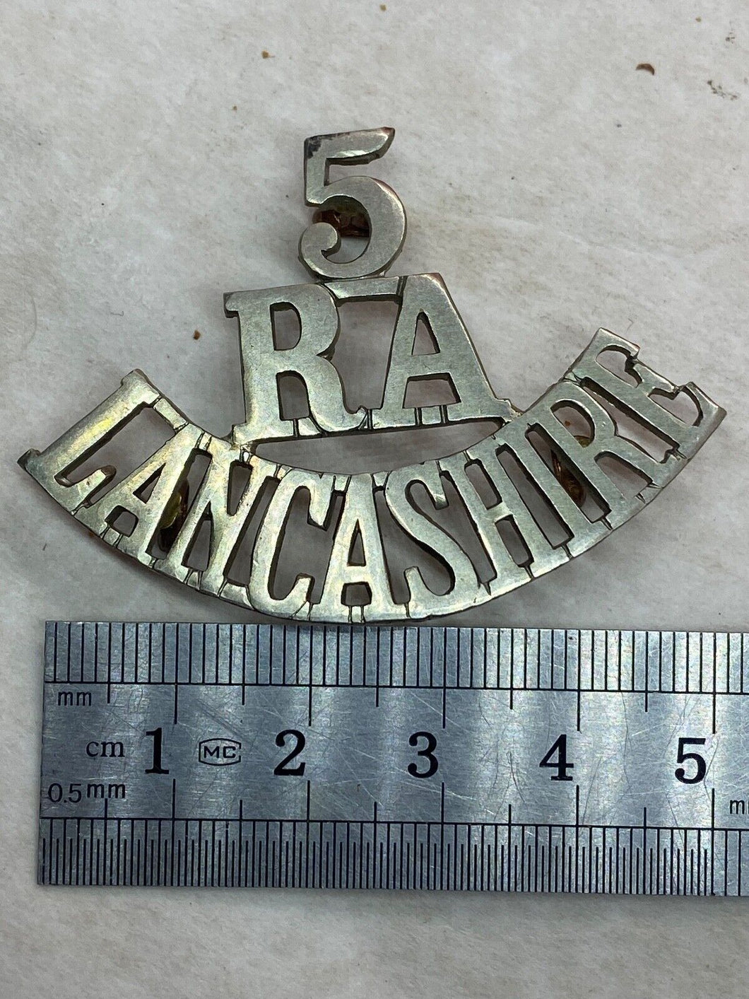 Original WW1 British Army 5th Btn Lancashire Royal Artillery WM Shoulder Title