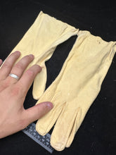 Load image into Gallery viewer, Original RAF Royal Air Force Chamois Inner Flying Gloves - WW2 Pattern
