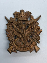 Charger l&#39;image dans la galerie, British Army Aberdeen Militia Volunteers Victorian Crown Cap Badge
