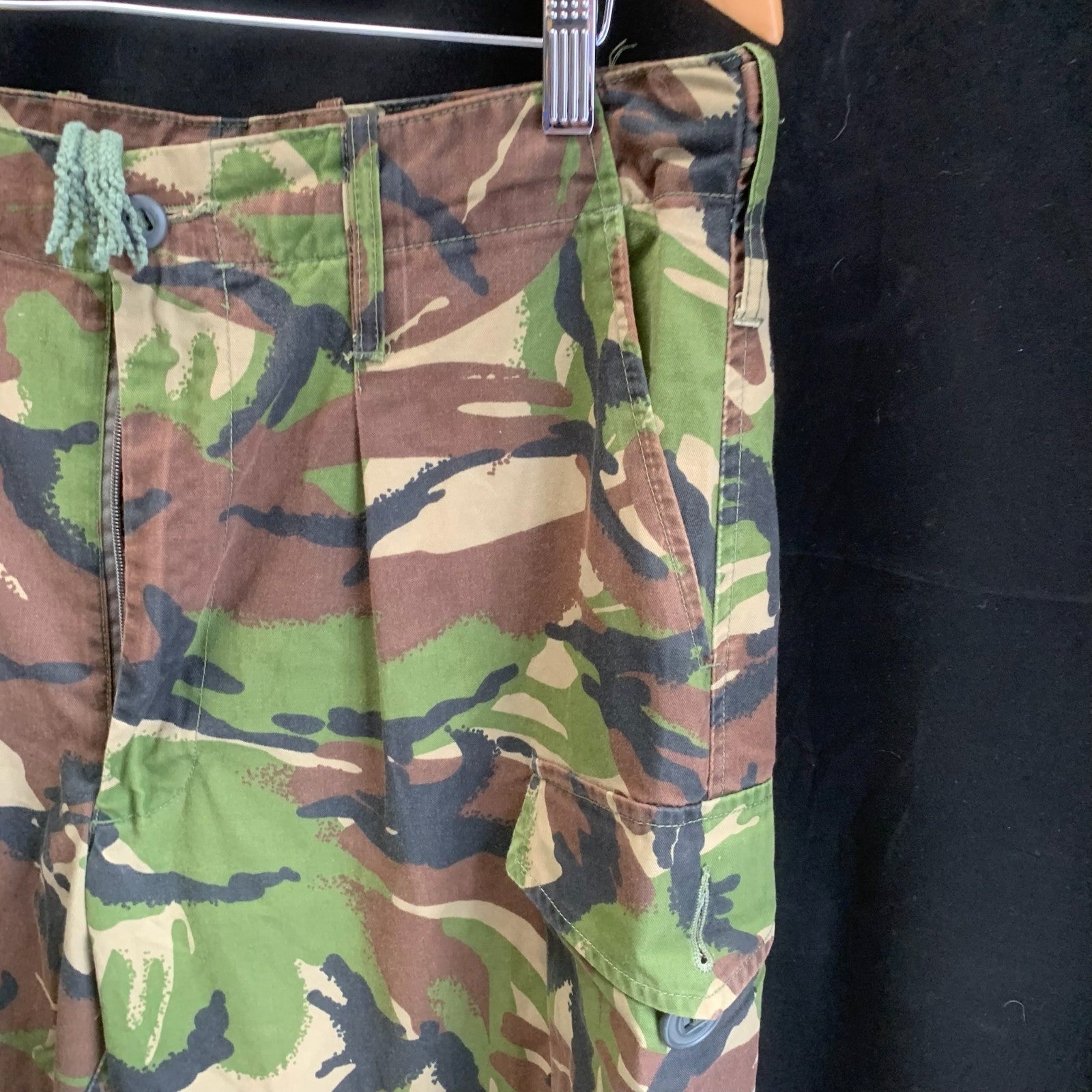 Genuine British Army DPM Lightweight Combat Trousers Grade 1 - Size 72/84/100 - The Militaria Shop