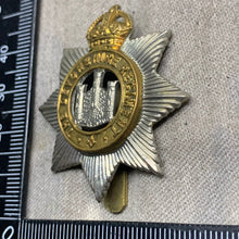 Charger l&#39;image dans la galerie, Original WW2 British Army The Devonshire Regiment Cap Badge
