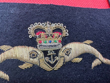 Load image into Gallery viewer, British Royal Navy Bullion Embroidered Blazer Badge - Submariners
