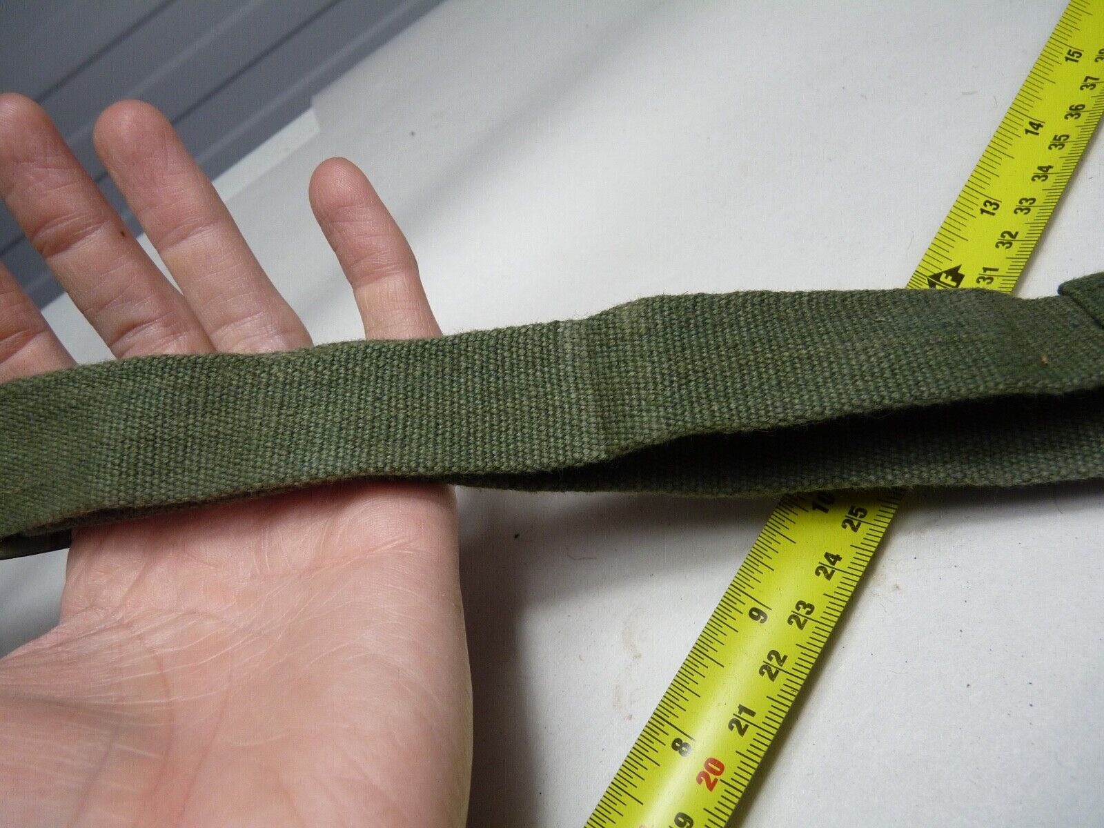Original WW2 British Army 44 Pattern Shoulder / Extended Equipment Strap - 1945 - The Militaria Shop