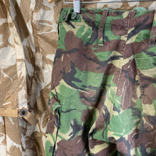 Lade das Bild in den Galerie-Viewer, Original British Army Jungle DPM Camouflaged Combat Trousers - 75/76/92
