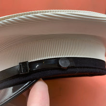 Lade das Bild in den Galerie-Viewer, Image #8
