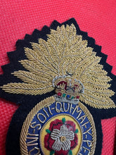 Charger l&#39;image dans la galerie, British Army Bullion Embroidered Blazer Badge - Royal Fusiliers (City of London)
