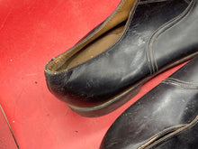 Load image into Gallery viewer, British Army Officer&#39;s Issue Black Leather Shoes. Bata Manufactured. Dated 1975.
