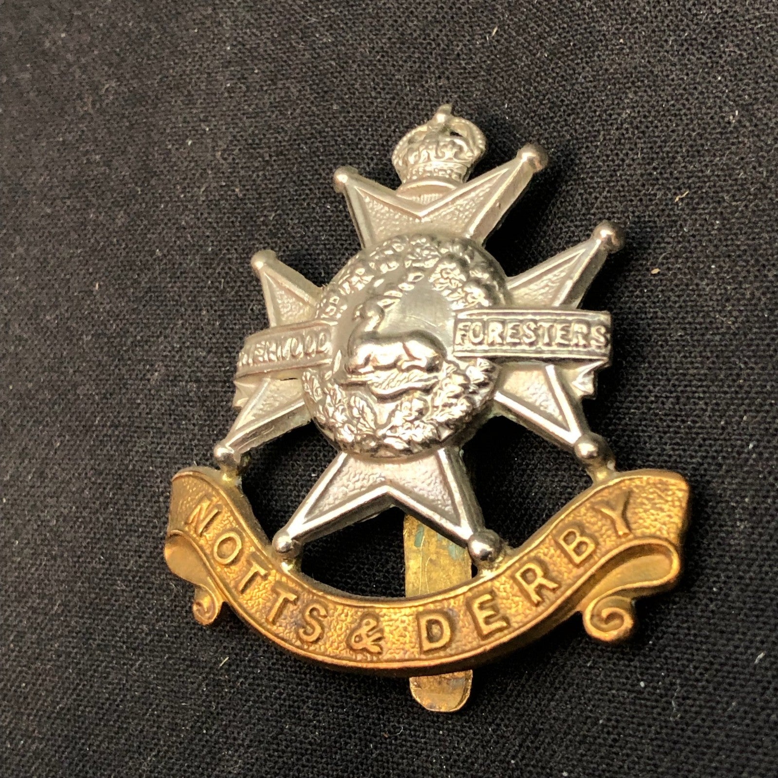 Original WW2 British Army Cap Badge - Sherwood Foresters - The Militaria Shop