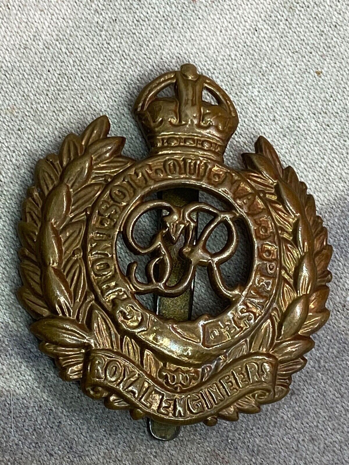 Original WW2 British Army GVI Royal Engineers Cap Badge – The Militaria ...