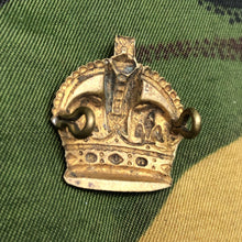 Load image into Gallery viewer, Original WW1/WW2 British Army Majors Rank Pip Crown - The Militaria Shop

