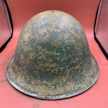 Lade das Bild in den Galerie-Viewer, Original British / Canadian Army WW2 Soldiers Military Combat Mk3 Turtle Helmet
