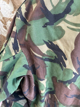 Load image into Gallery viewer, Genuine British Army 1968 Pattern DPM Combat Smock - Size 4 - 40&quot; Chest
