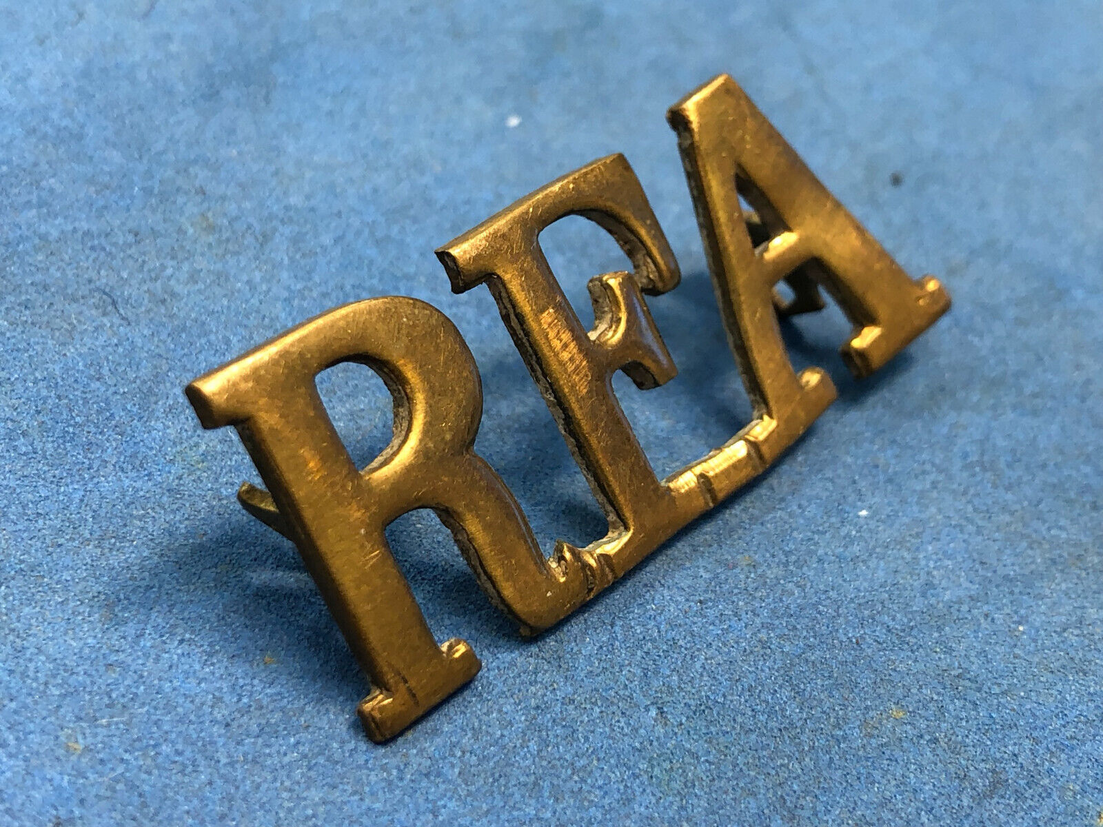 Original WW1 Brass British Army Shoulder Title - RFA Royal Field ...