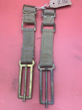 Charger l&#39;image dans la galerie, Original WW2 British Army 37 Pattern Webbing Brace Adaptors Pair
