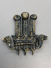 Charger l&#39;image dans la galerie, Genuine British Army 2nd Gurkha Rifles Regiment Cap Badge
