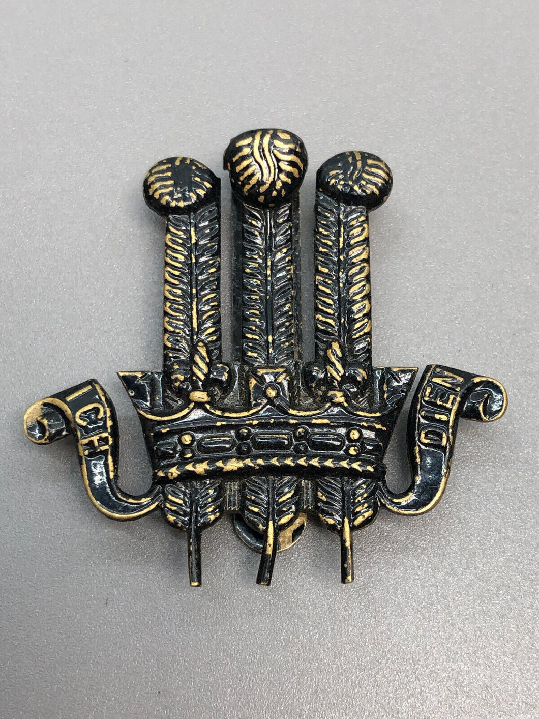 Genuine British Army 2nd Gurkha Rifles Regiment Cap Badge