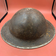 Charger l&#39;image dans la galerie, Original British Army WW2 Soldiers Military Combat Mk2 Brodie Helmet - SA Made
