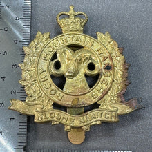 Load image into Gallery viewer, Rocky Mountain Rangers - Kloshe Nanitch - Genuine Canadian Army Cap Badge
