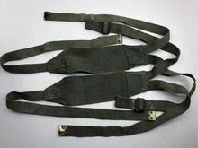 Charger l&#39;image dans la galerie, Original WW2 British Army 44 Pattern Equipment Y Straps / Cross Straps
