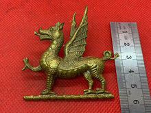 Load image into Gallery viewer, Original WW1/WW2 British Army Royal East Kent (The Buffs) Regiment Cap Badge
