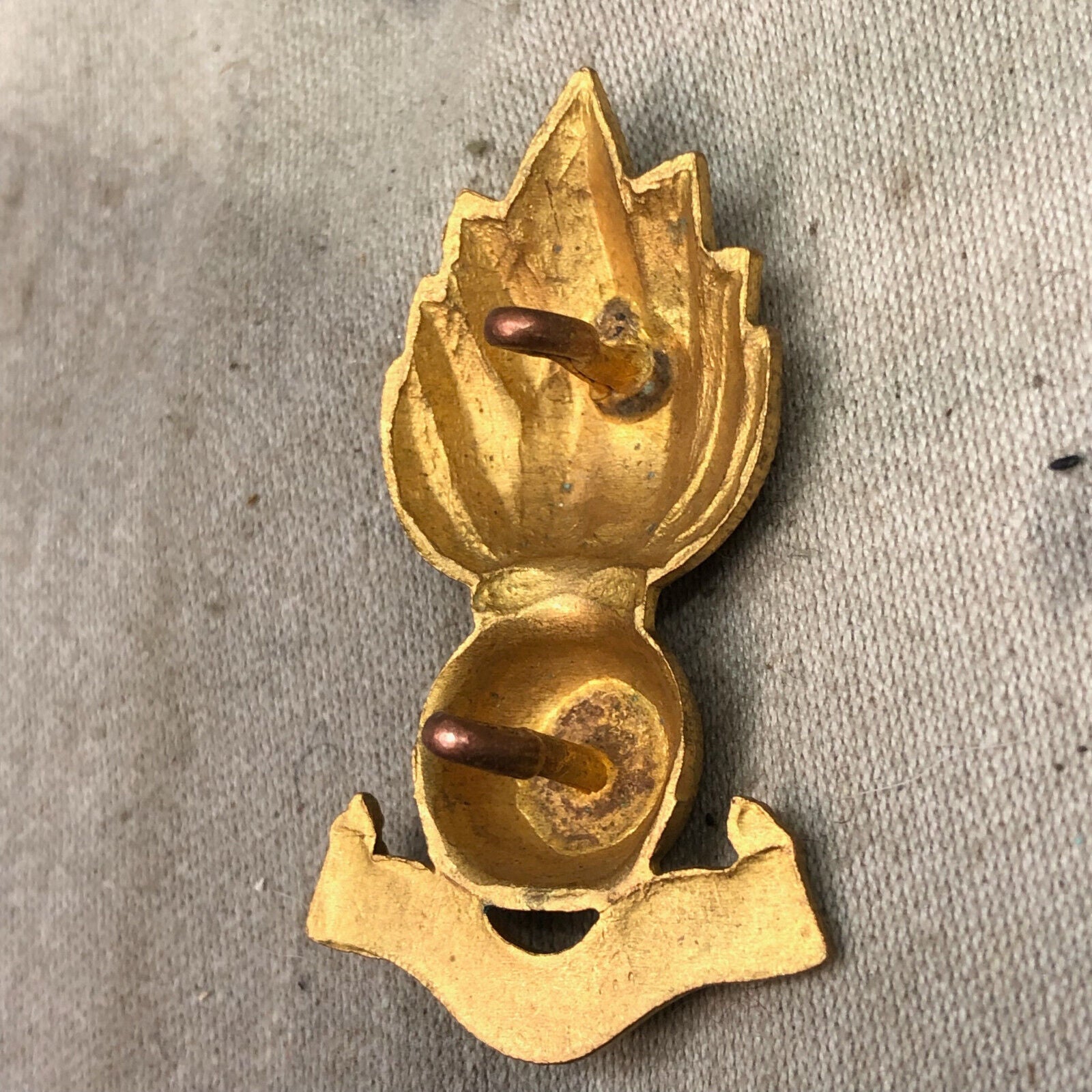 Original WW2 British Army Royal Engnineers Cap Badge - The Militaria Shop