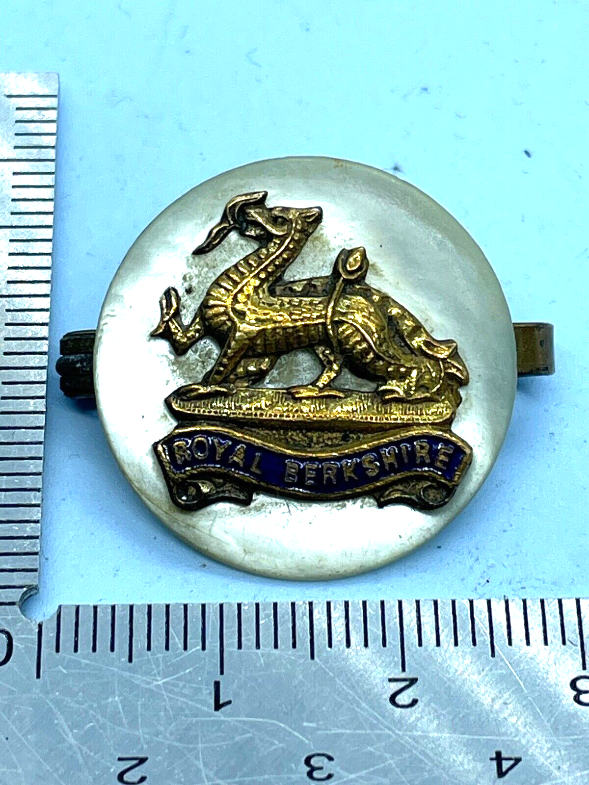 Original WW1 / WW2 British Army Royal Berkshire Regiment Sweetheart Brooch - The Militaria Shop
