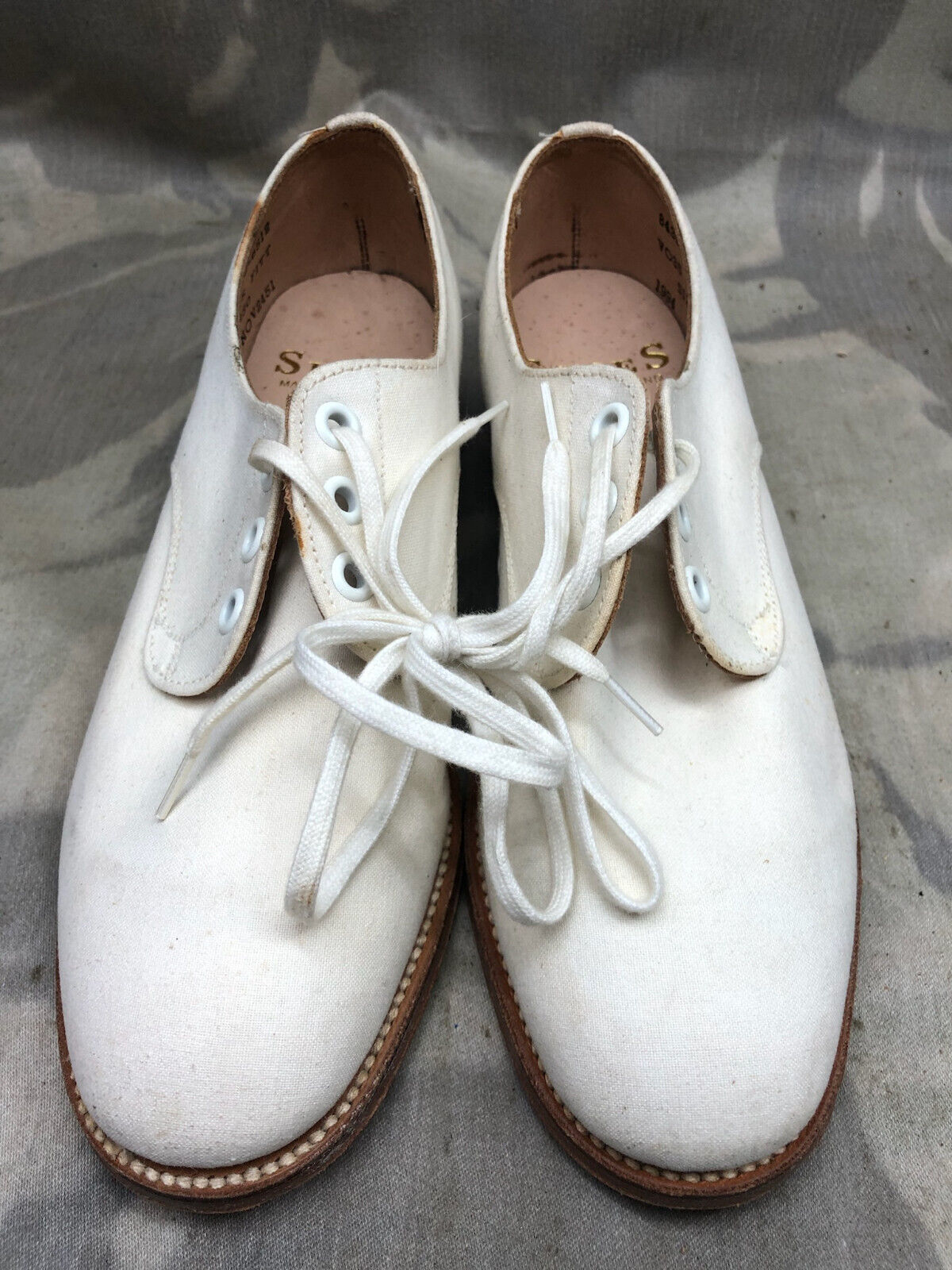 Genuine British Army Women's White Summer Shoes - WW2 Pattern - Size UK 4.5 S - The Militaria Shop