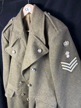 Load image into Gallery viewer, Genuine British Army Dismounted Greatcoat Size 11 - 41&quot; Chest - WW2 Reenactment
