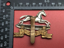 Charger l&#39;image dans la galerie, Original WW2 British Army Cap Badge - West Yorkshire
