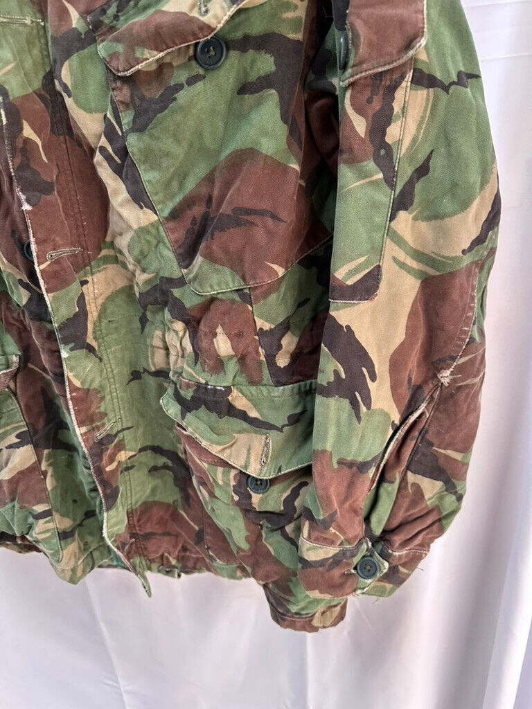 Genuine British Army Surplus DPM Camouflaged 1968 Pattern Smock - Size 40" Chest - The Militaria Shop
